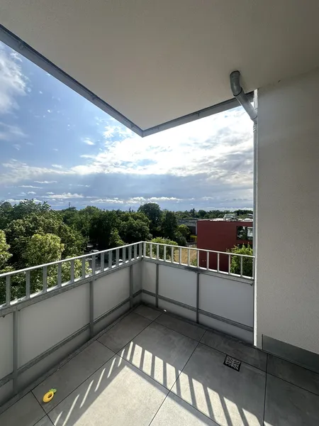 Helle 3-Zimmerwohnung * Süd-West-Balkon * Einbauküche * Ruhige Lage in Spandau — photo 1
